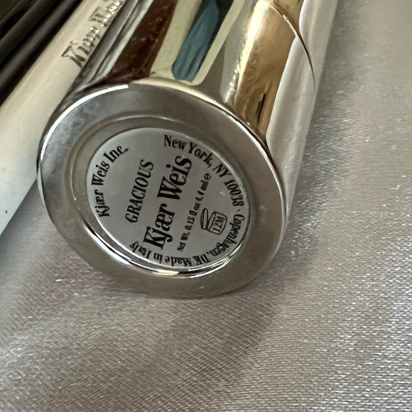 Kjaer Weis Lipstick and lipliner - Picture 3 of 4